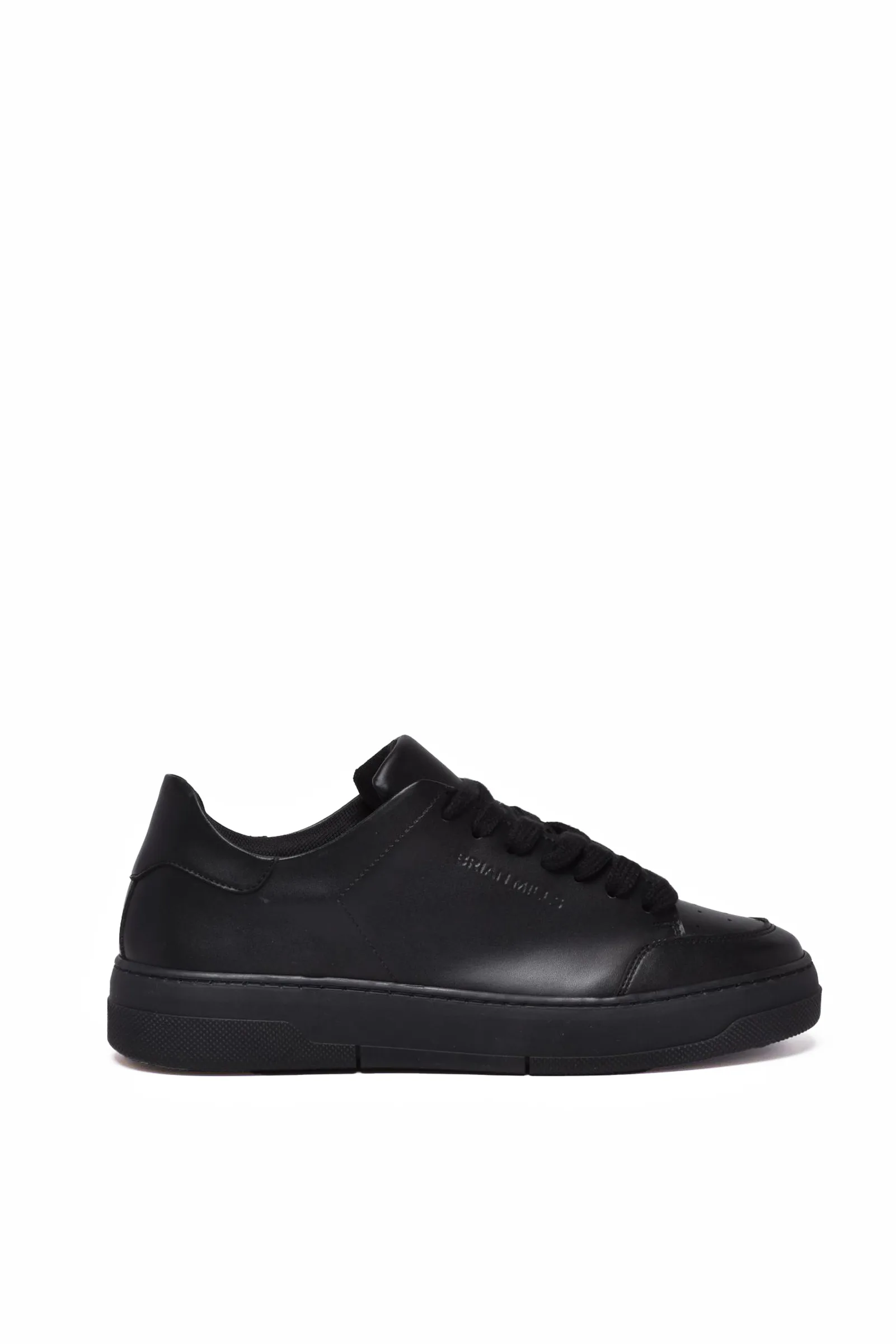 Schwarze Turnschuhe