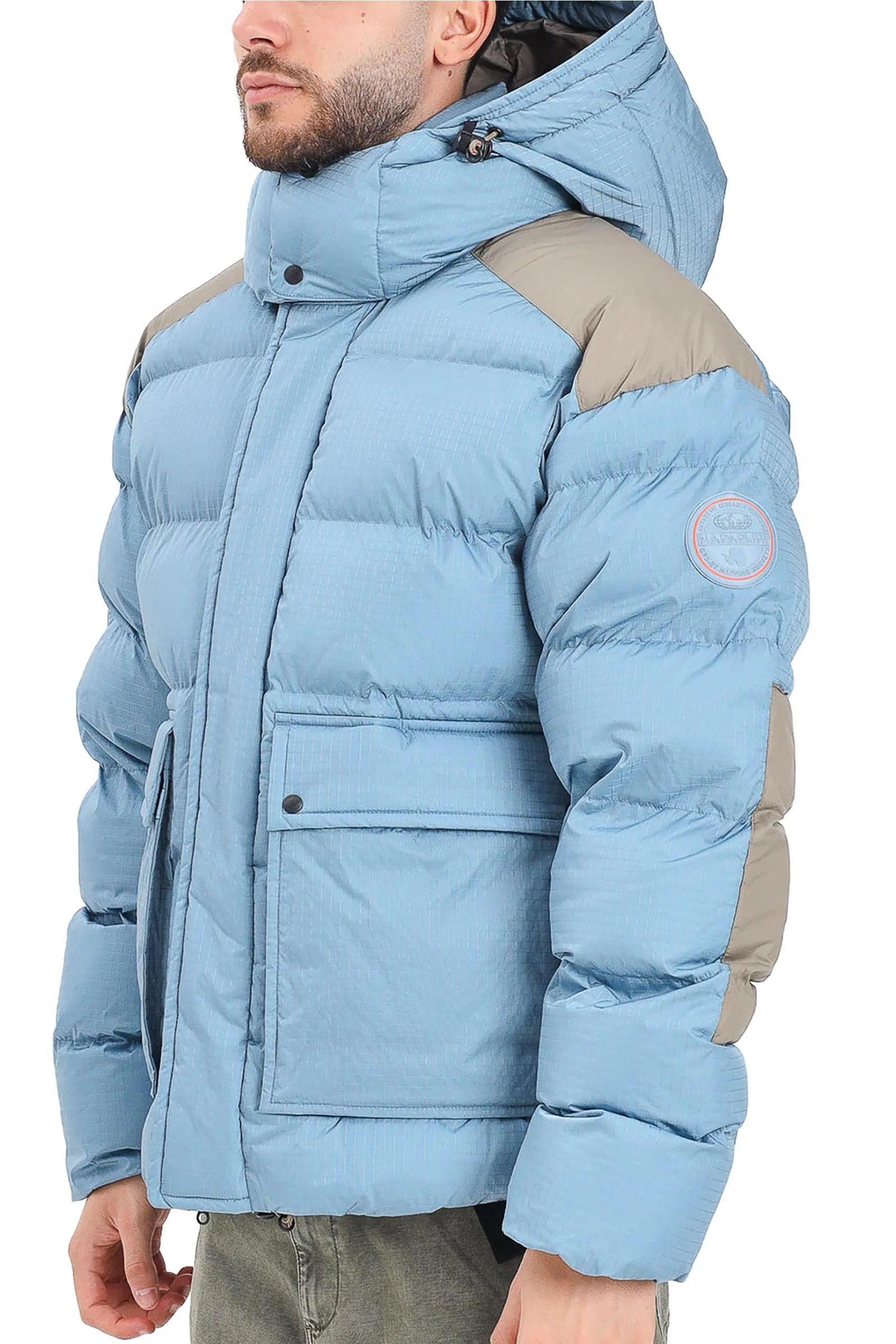 Hellblaue Daunenjacke