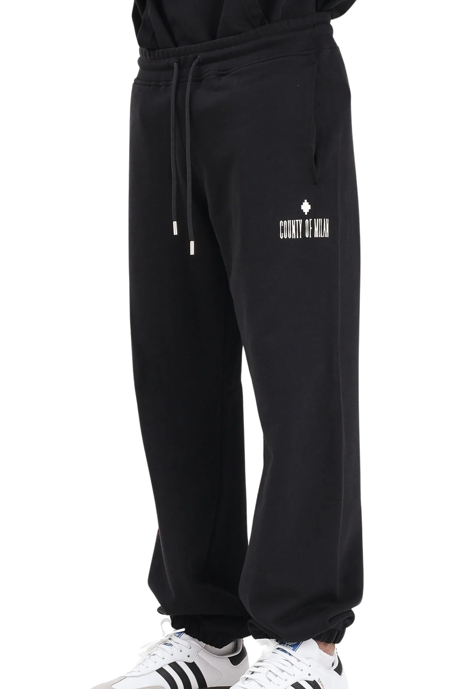 Schwarze Hose