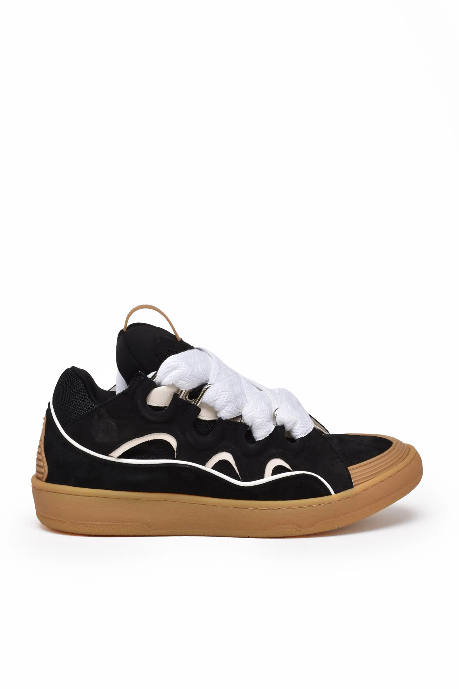 Schwarze Turnschuhe
