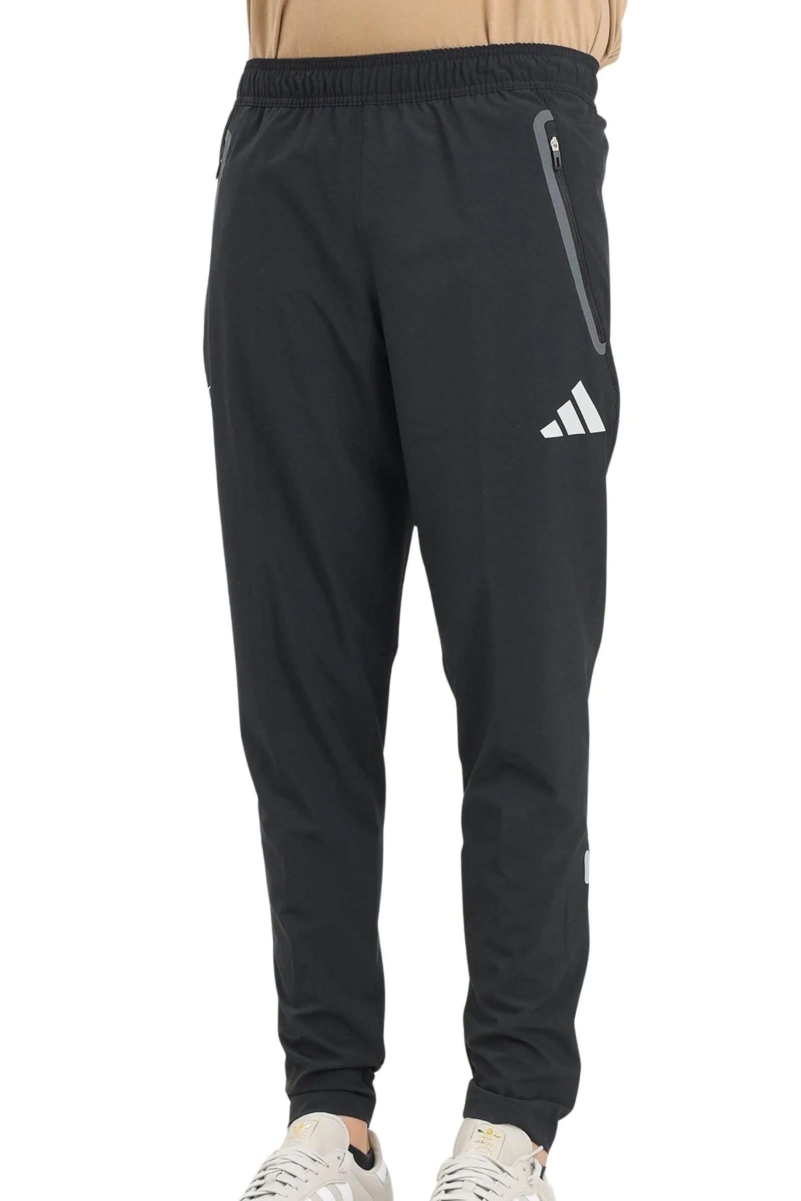 Schwarze Tech-Trainingshose