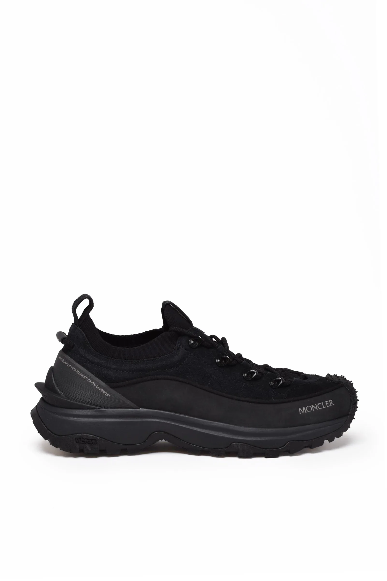 Schwarze Turnschuhe
