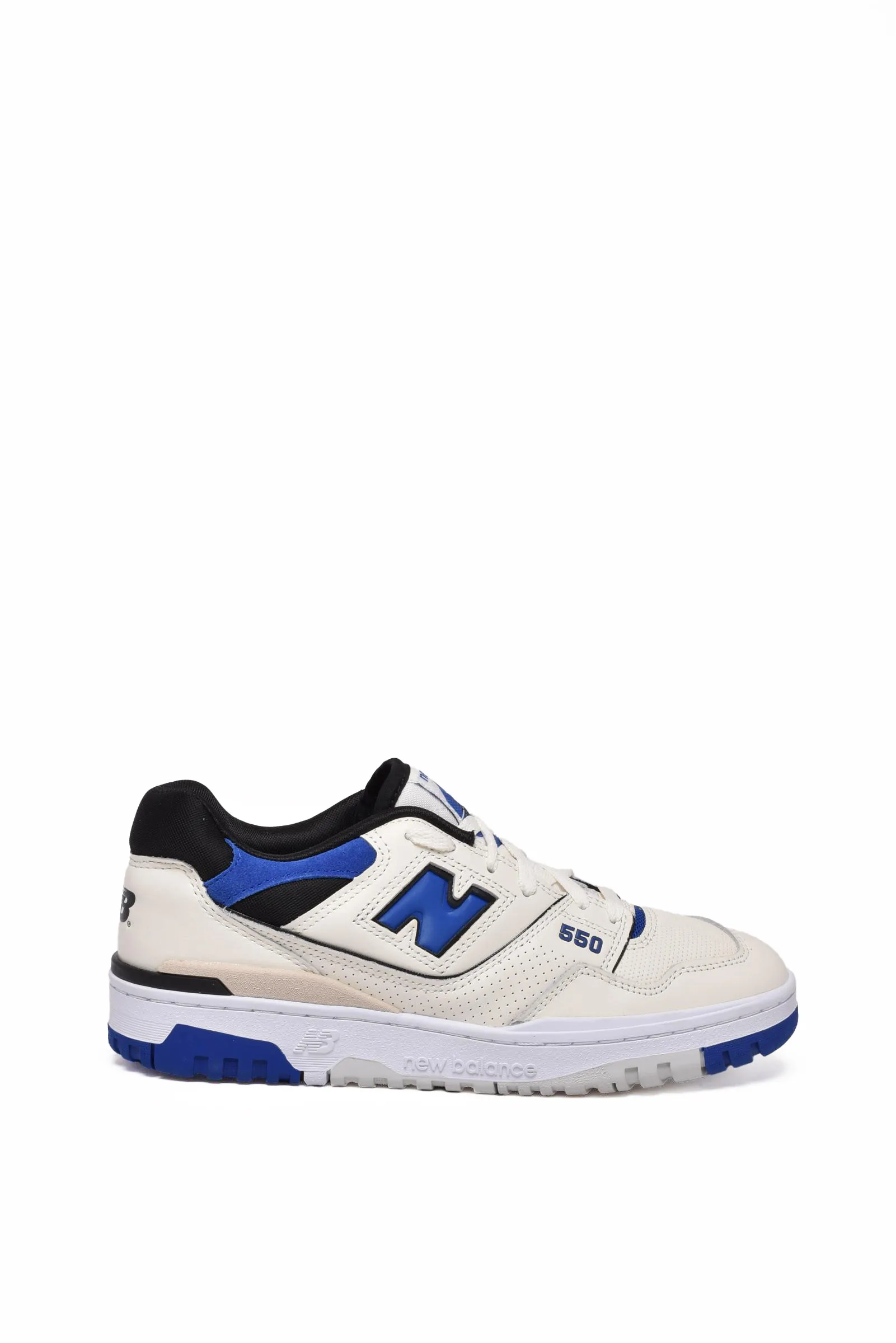 Weiße Turnschuhe