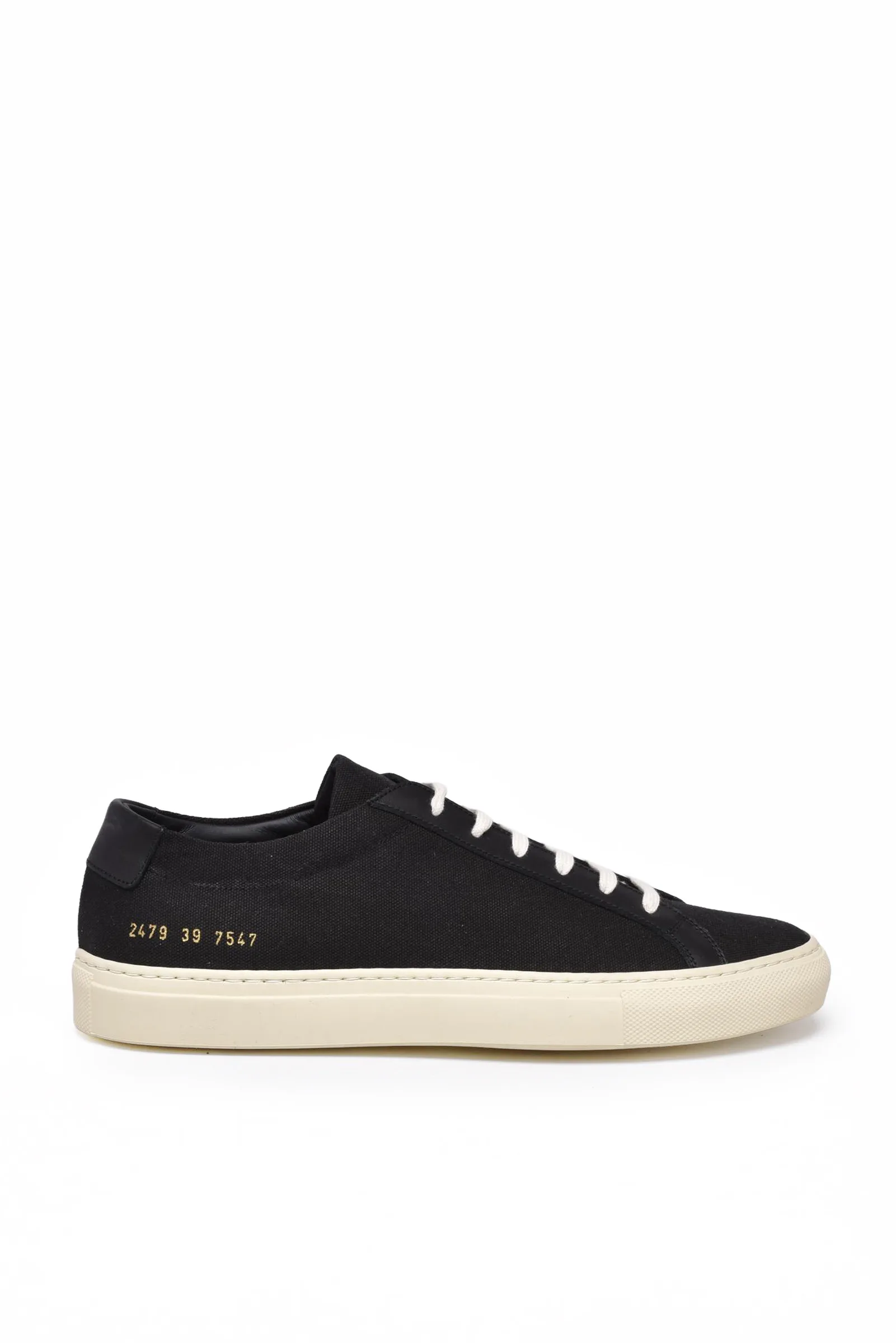 Schwarze Turnschuhe