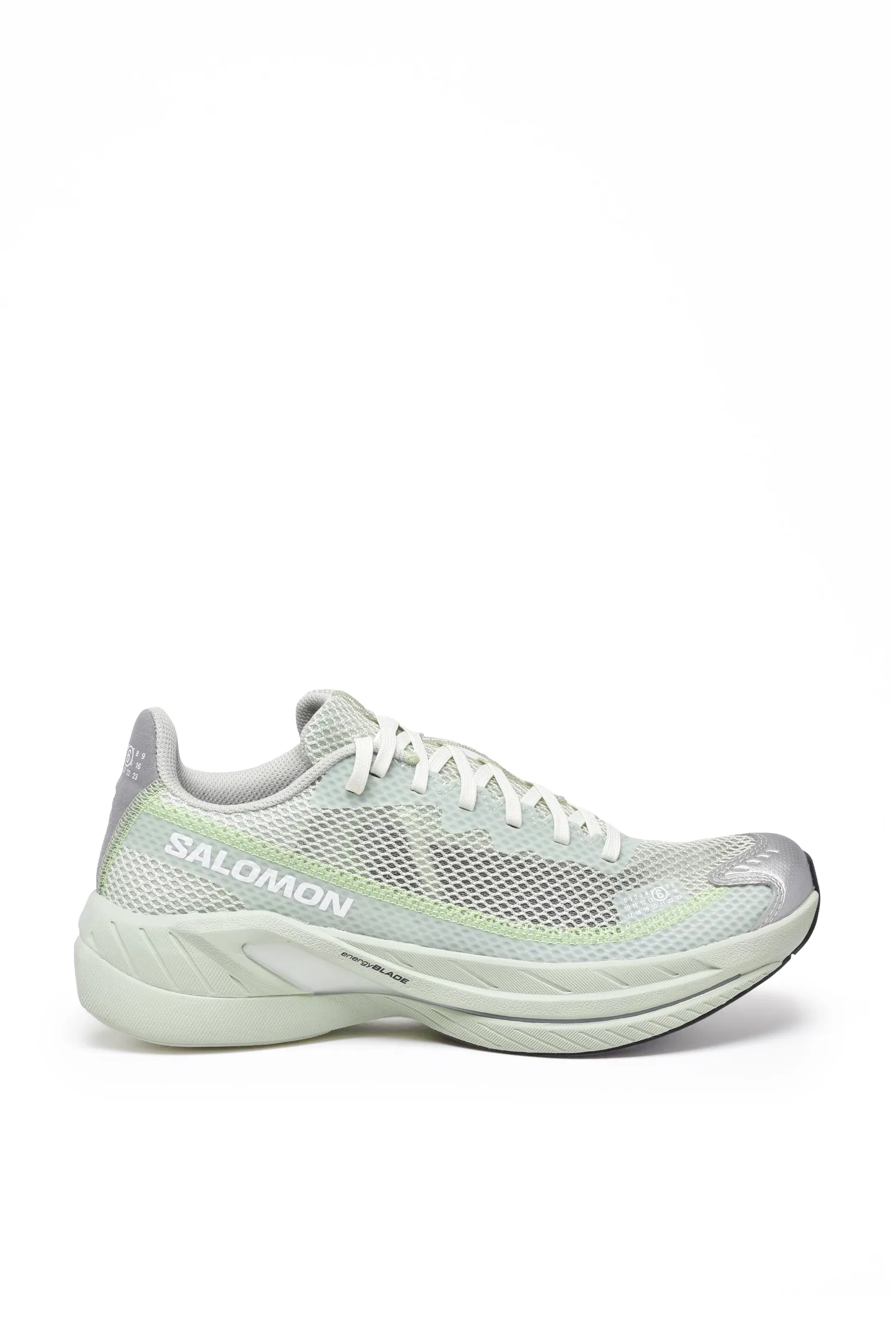 Grüne Turnschuhe