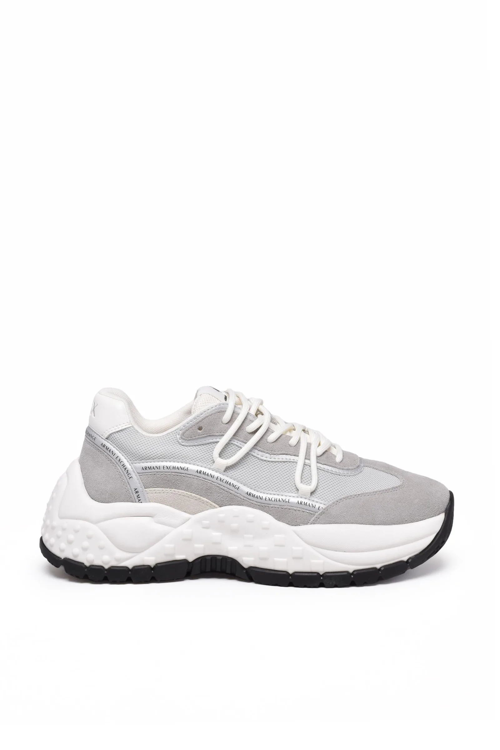Graue Turnschuhe