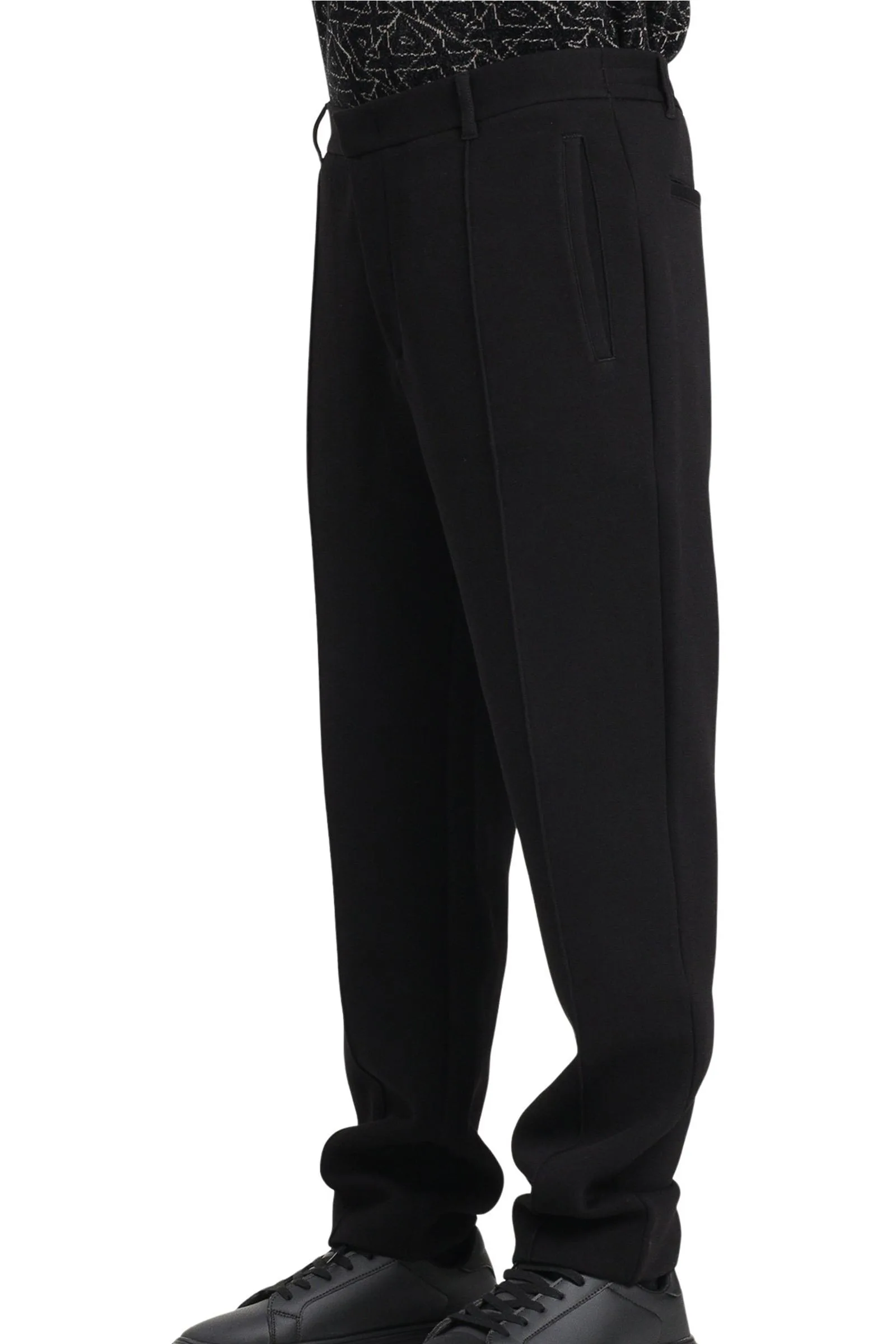Schwarze Hose