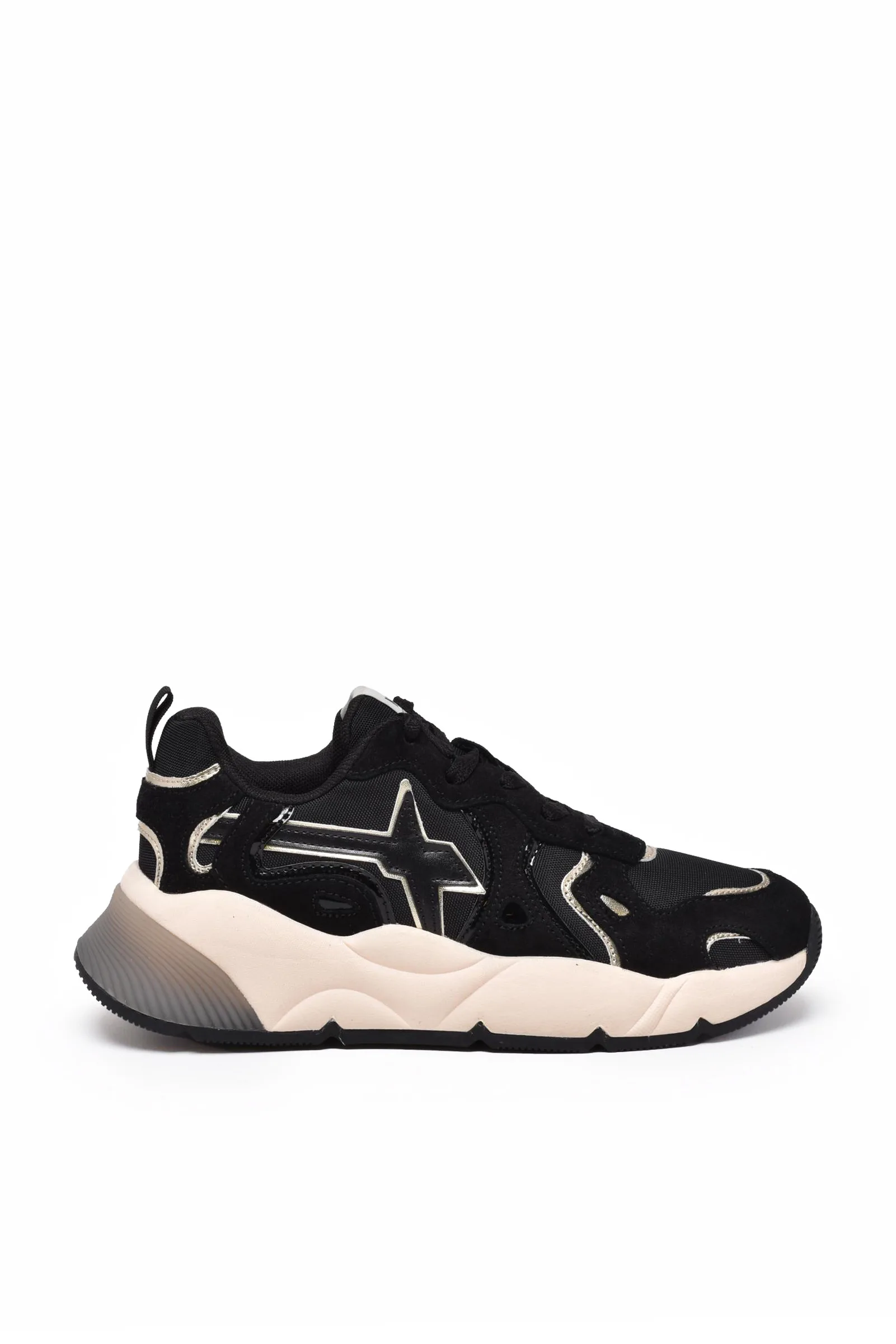 Schwarze Turnschuhe