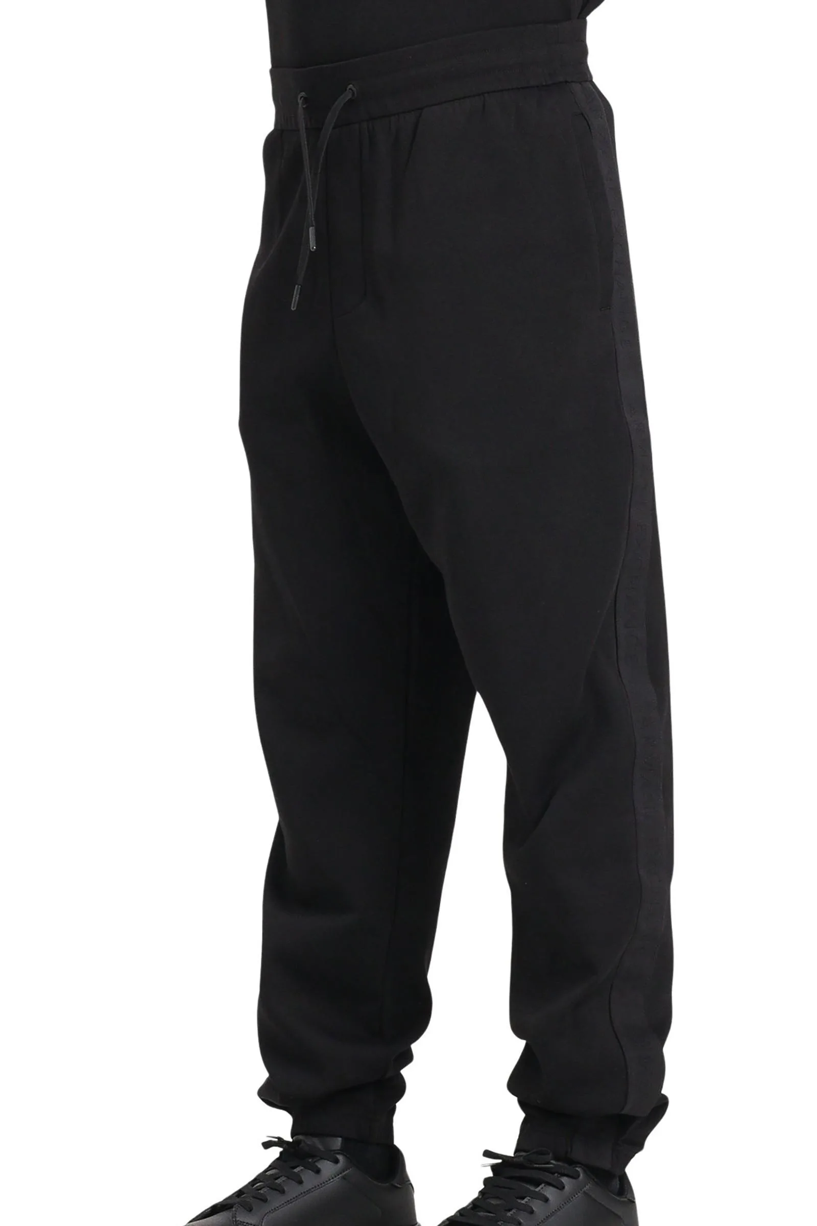 Schwarze Trainingshose